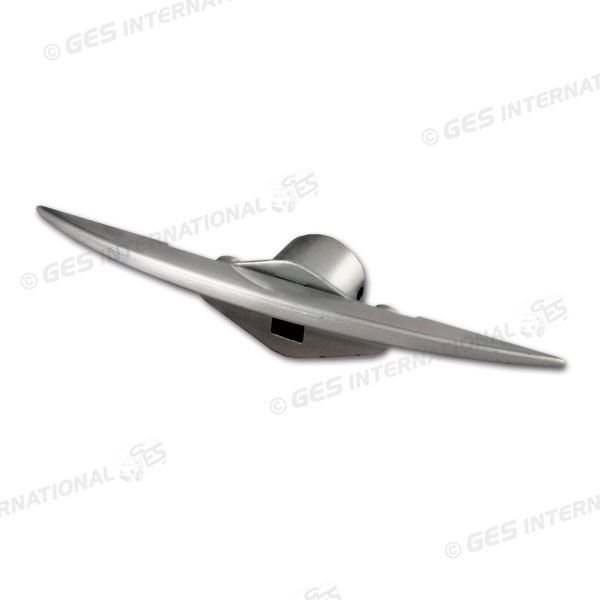 Maniglia cromo meccanismo chiusura pensili