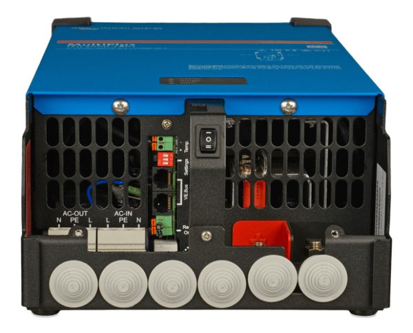 Inverter e Caricabatterie MultiPlus 2000VA/80Ah