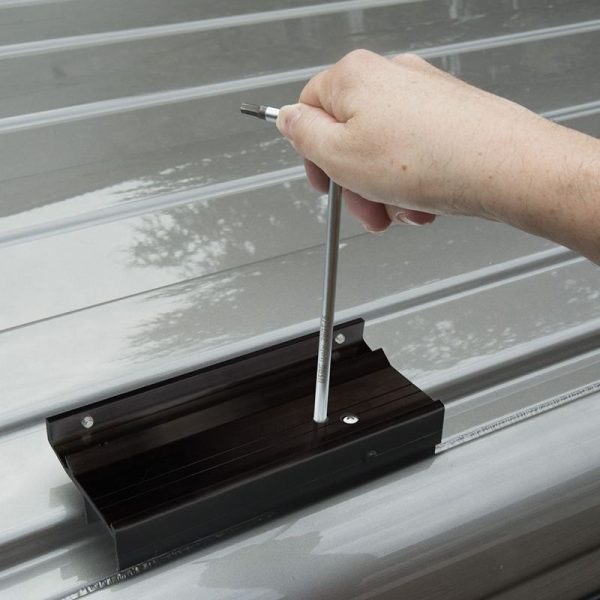 Tendalino-per-Minivan-Fiamma-F40-Van-4-Bricocamp.jpg Tendalino per Minivan Fiamma F40 Van